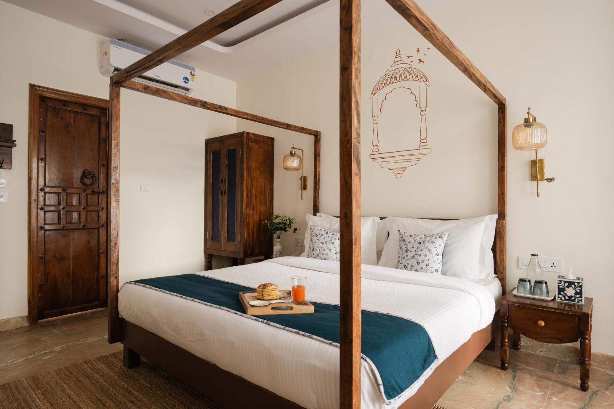 The Experience Resort-Lake Facing Udaipur Bagian luar foto
